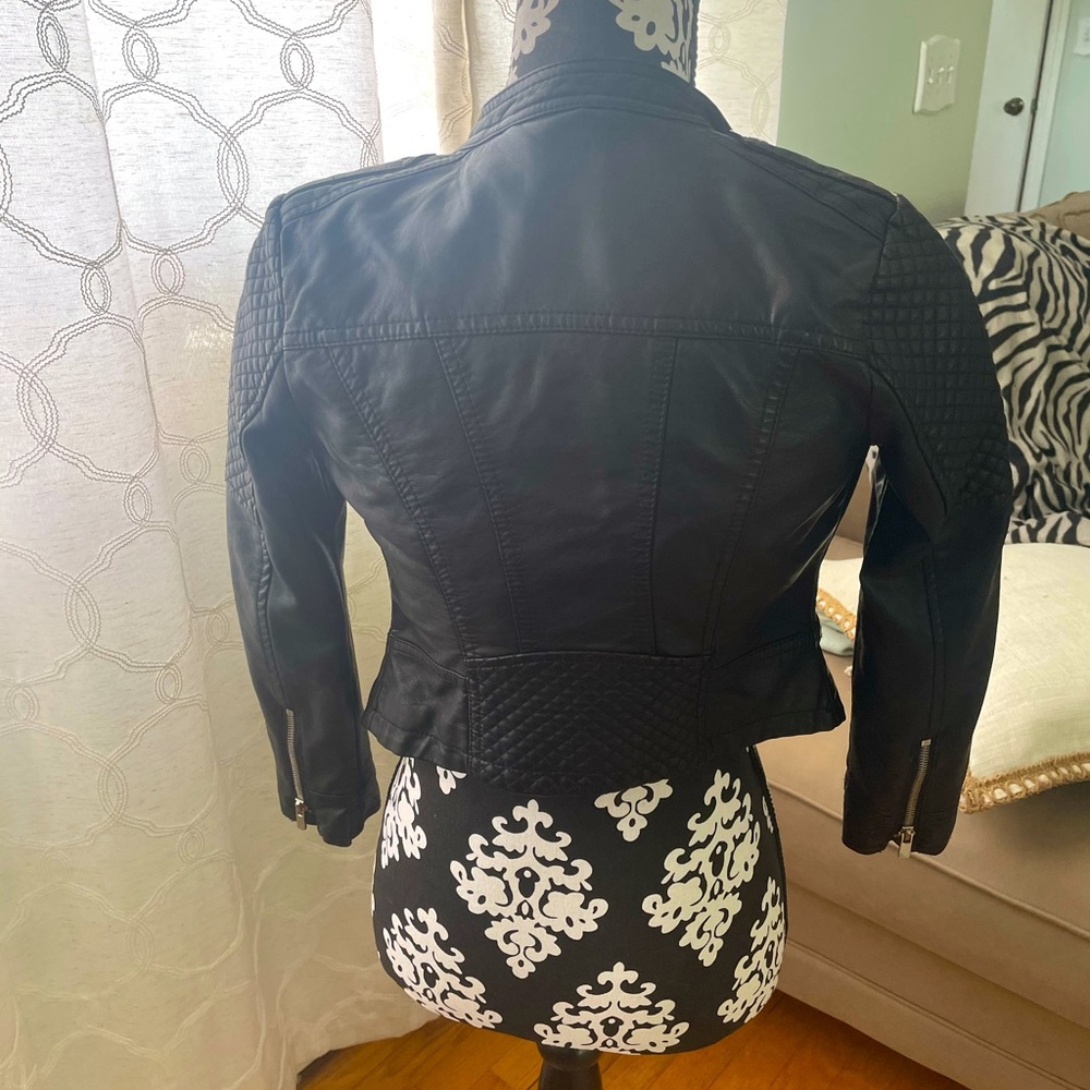 Leather jacket
